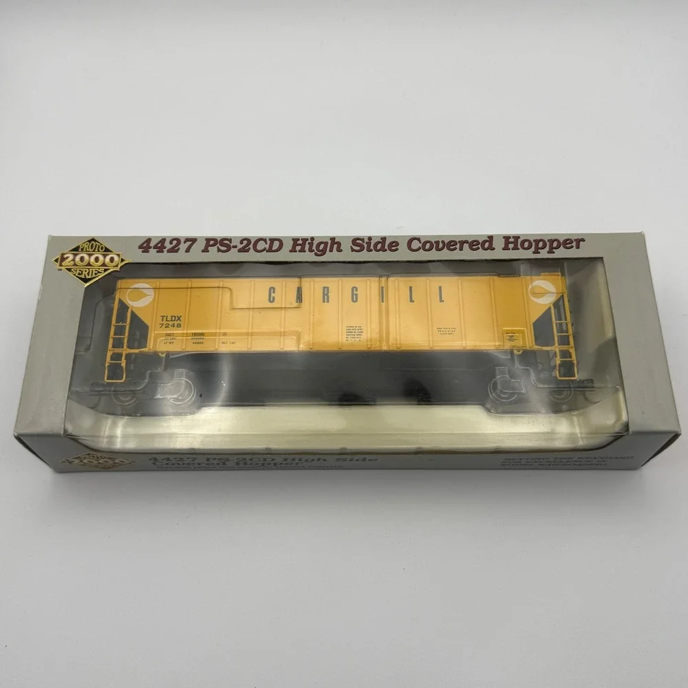 Life-Like Proto 2000 4427 PS-2CD High Side Hopper Cargill HO Scale Yellow 21370